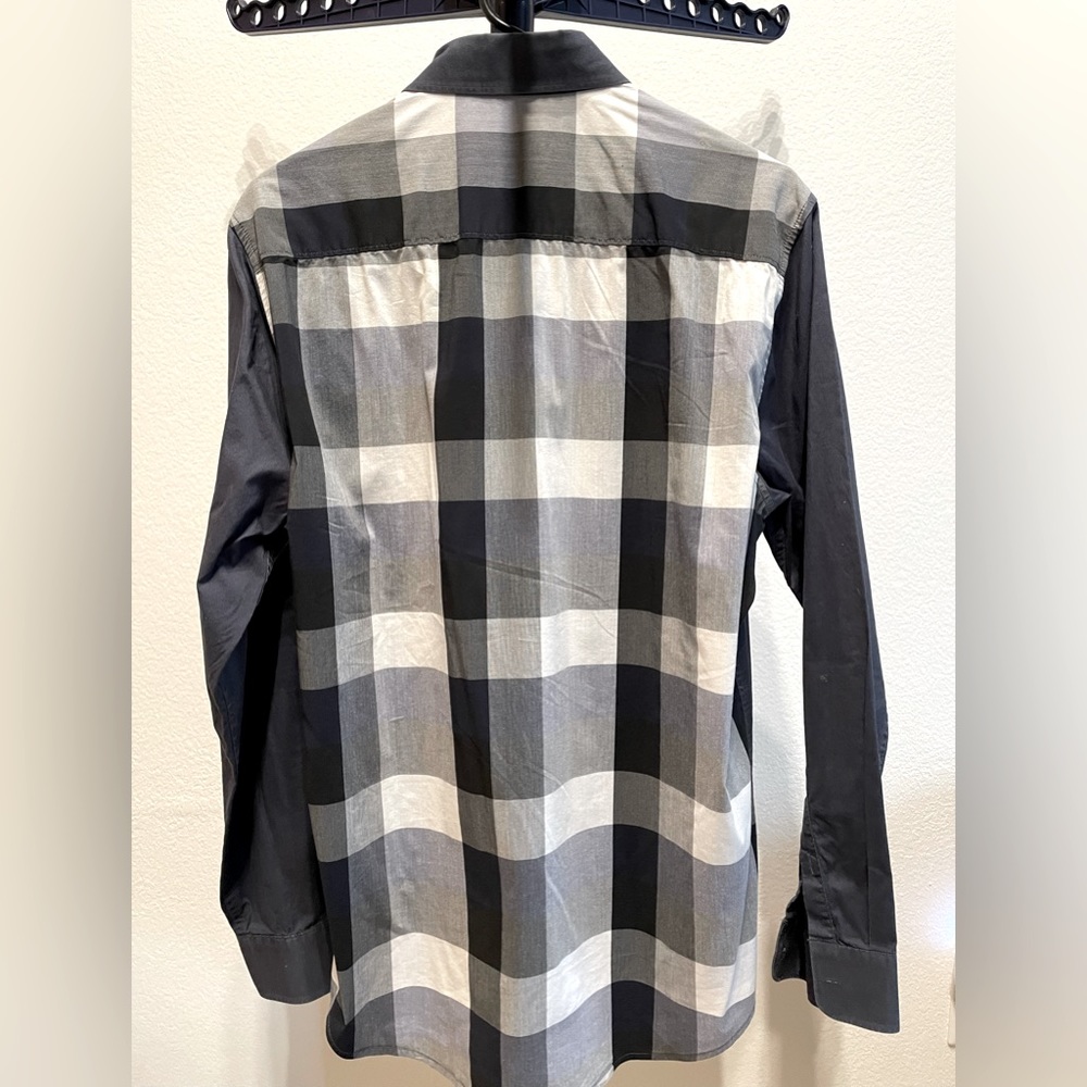 7 Diamonds Button Up Shirt - Medium